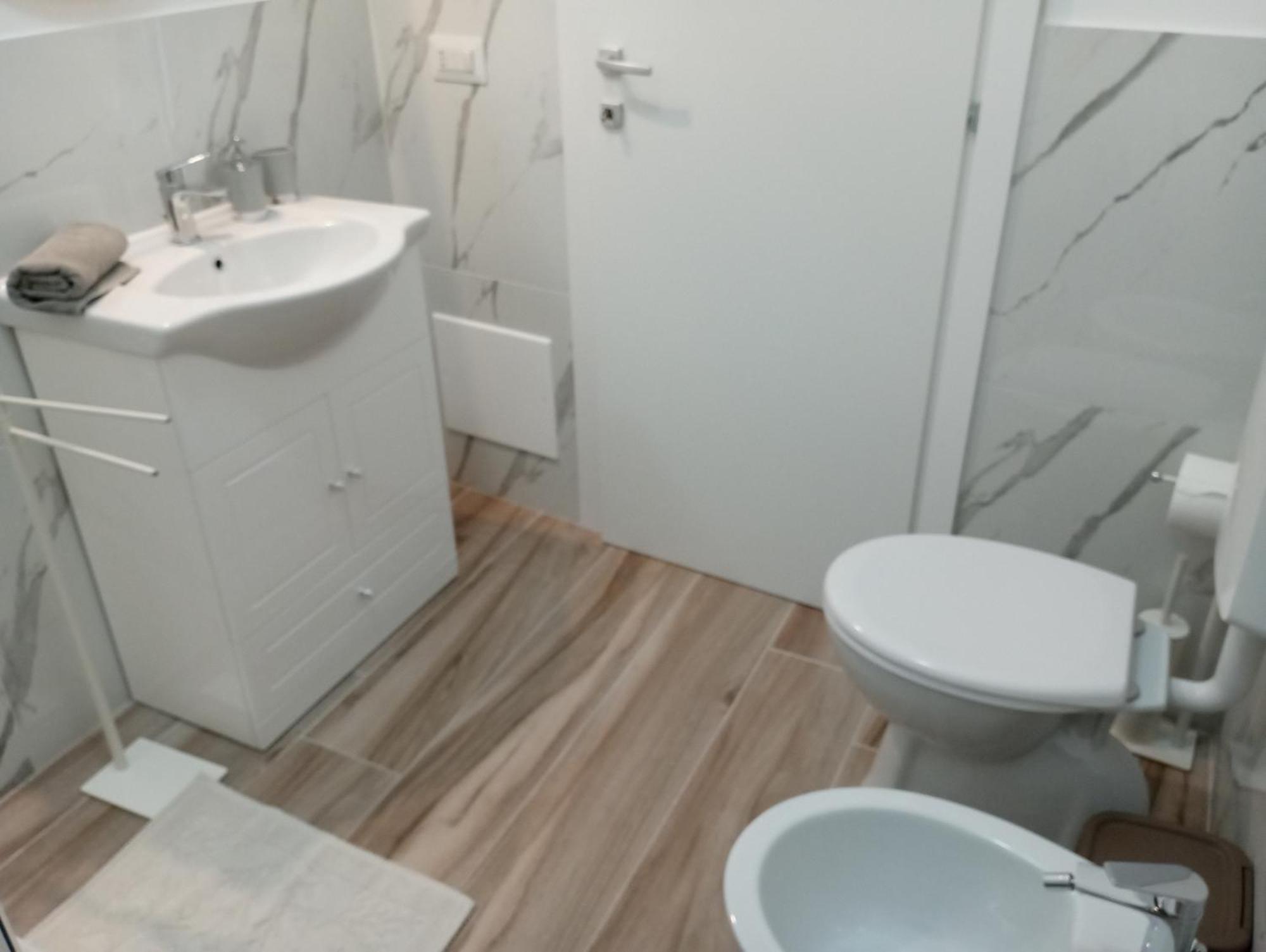Niu Rooms أوريستانو المظهر الخارجي الصورة
